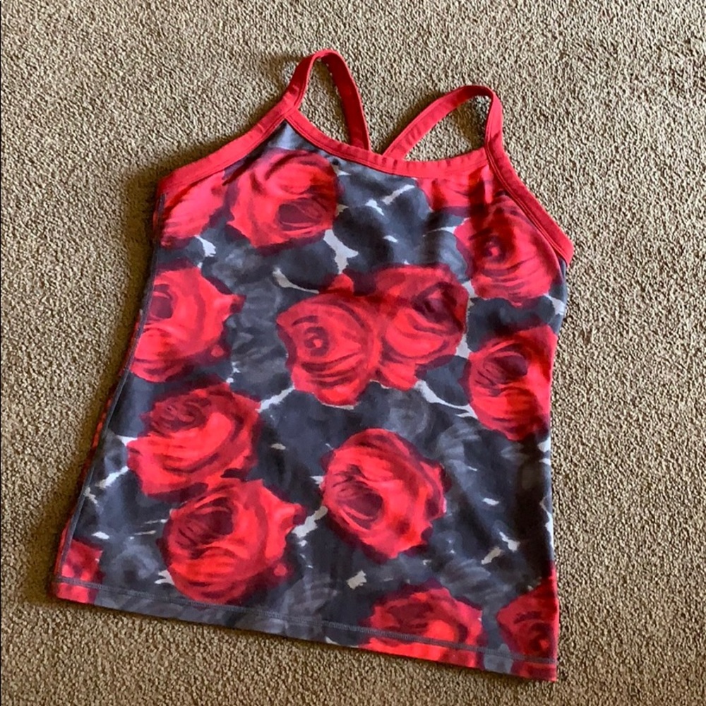 •Lululemon Rose Floral Fitted Racerback Tank•